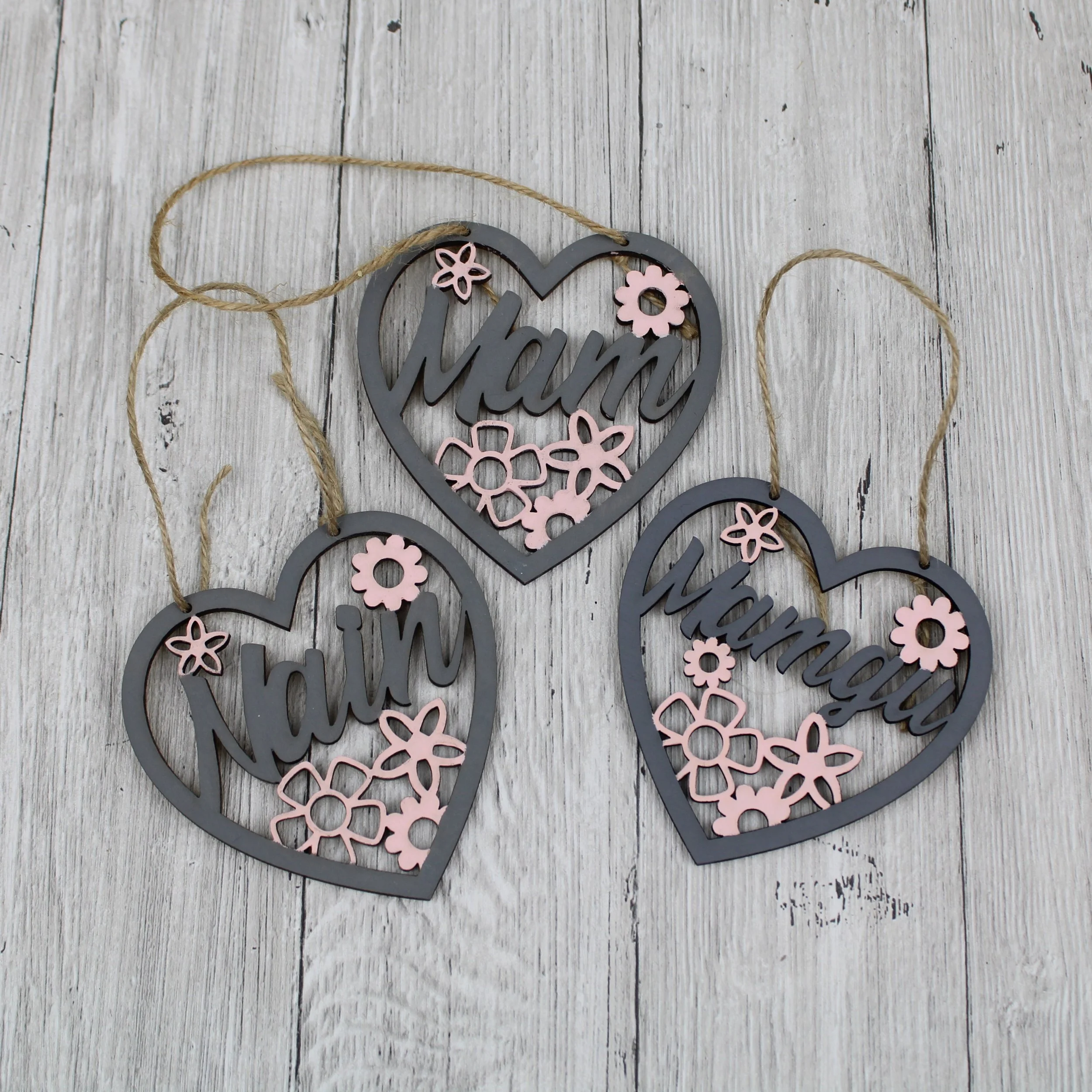 Addurn Nain/Mam/Mamgu  (AN113)