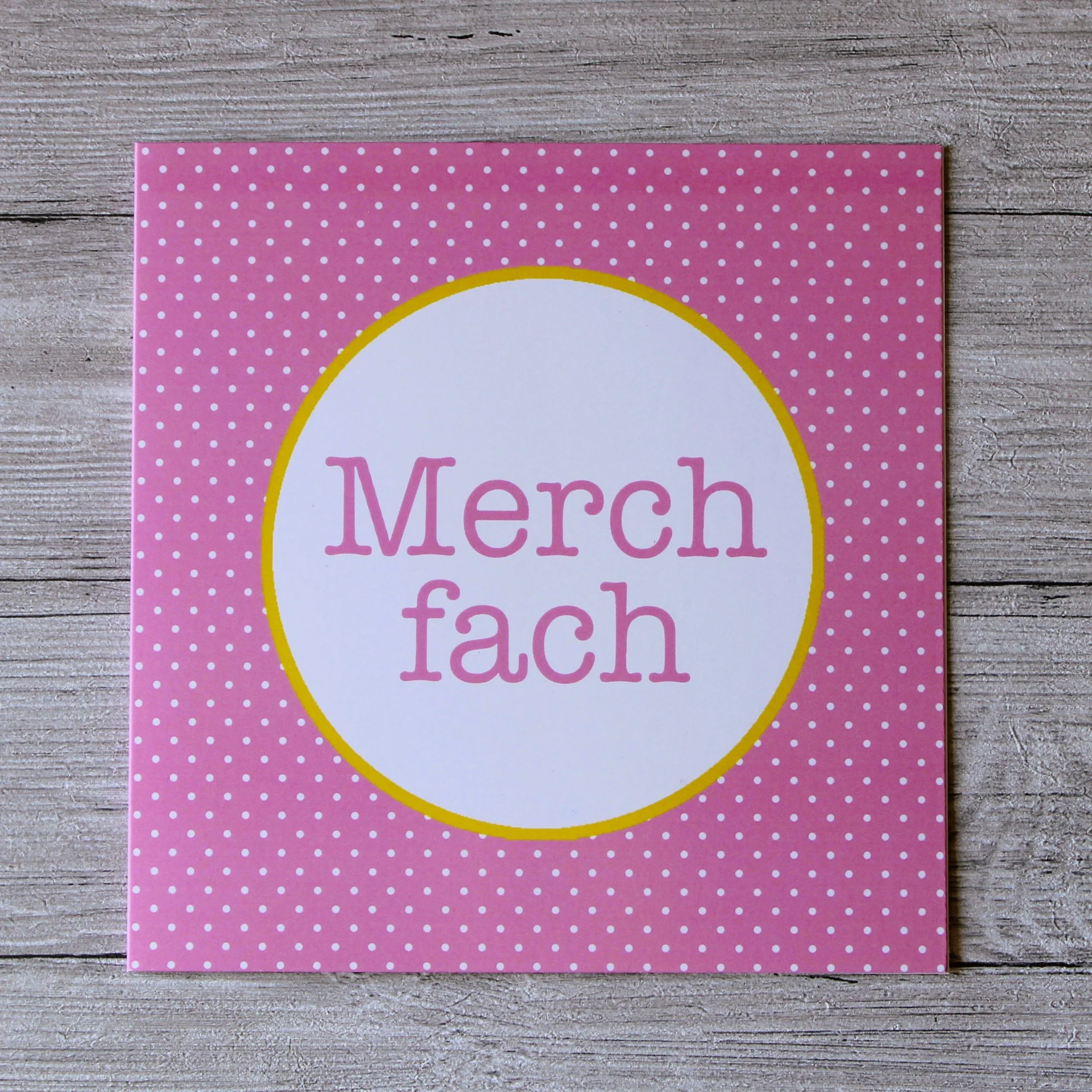 Cerdyn Merch fach (CP28)