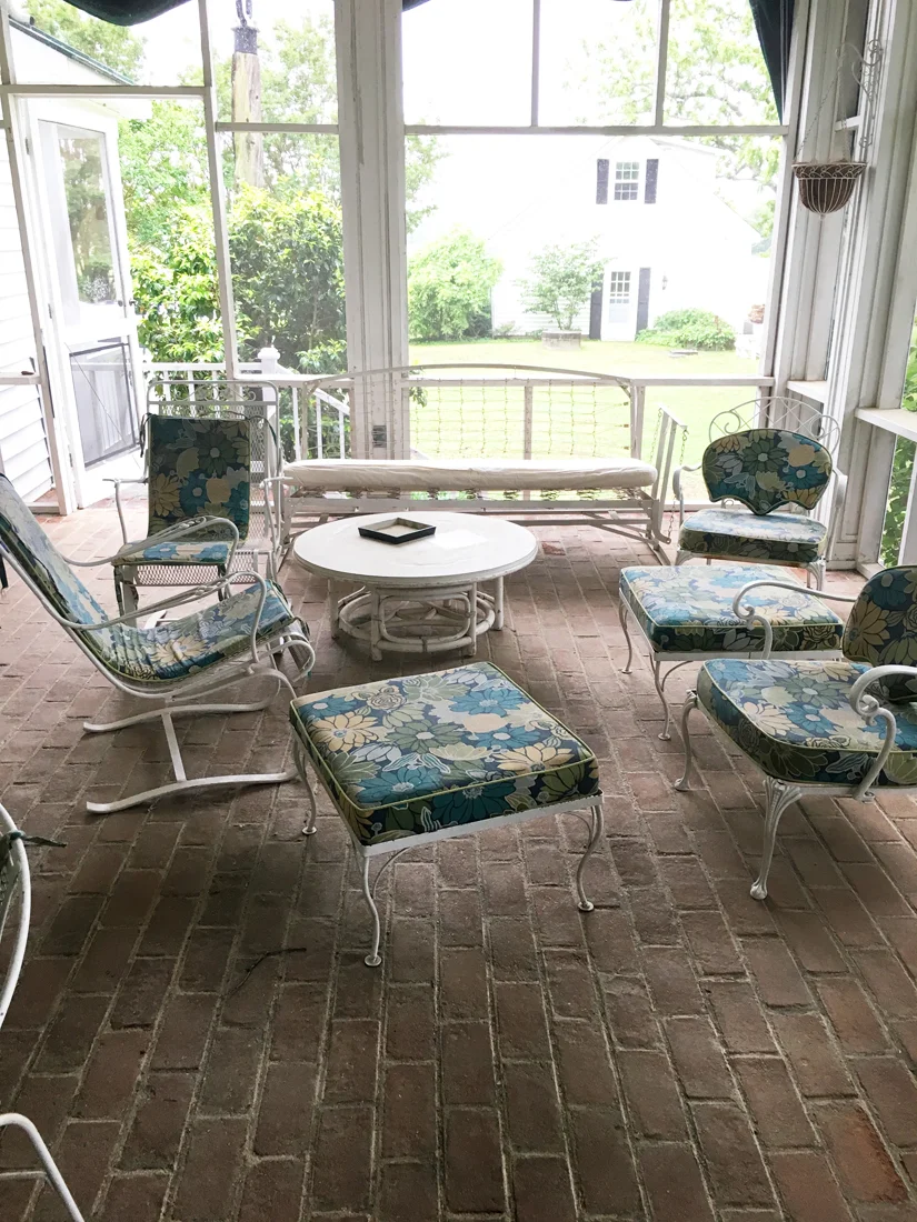 outdoor cushions before.jpg