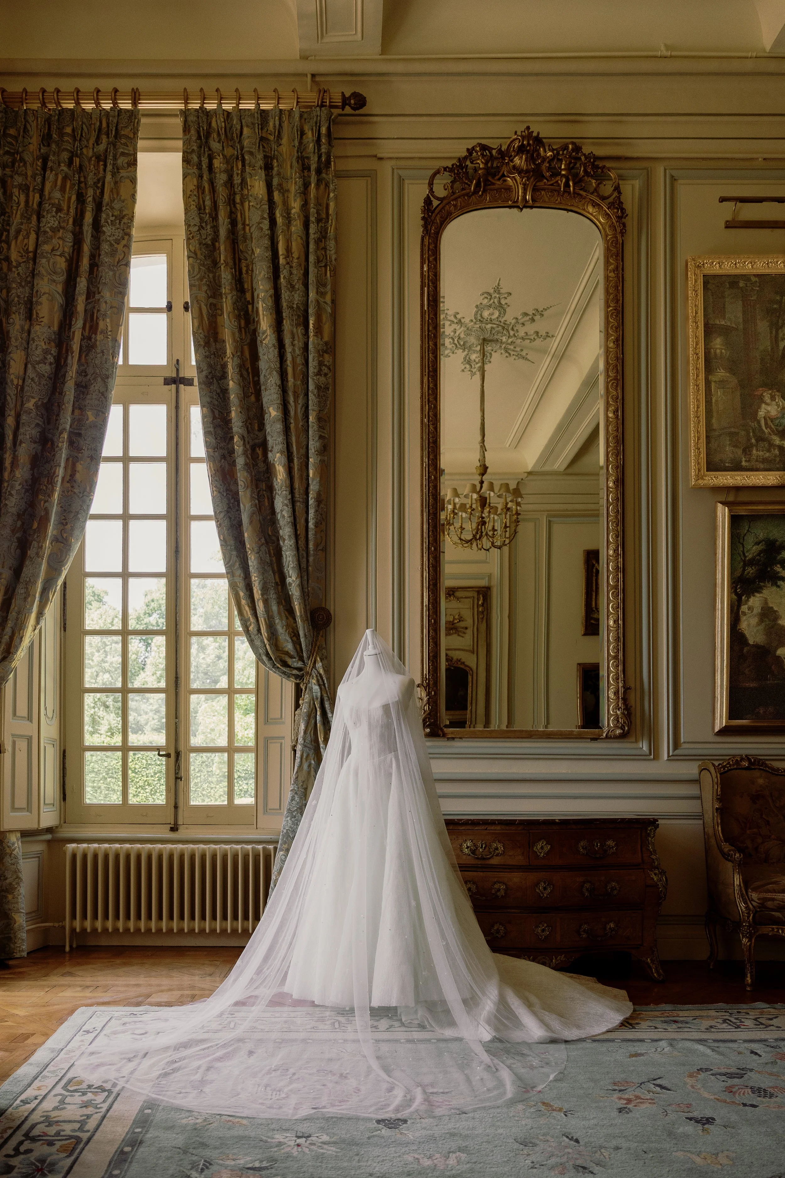 Catherine Nemanic Studio - Chateau du Grand Luce.jpg