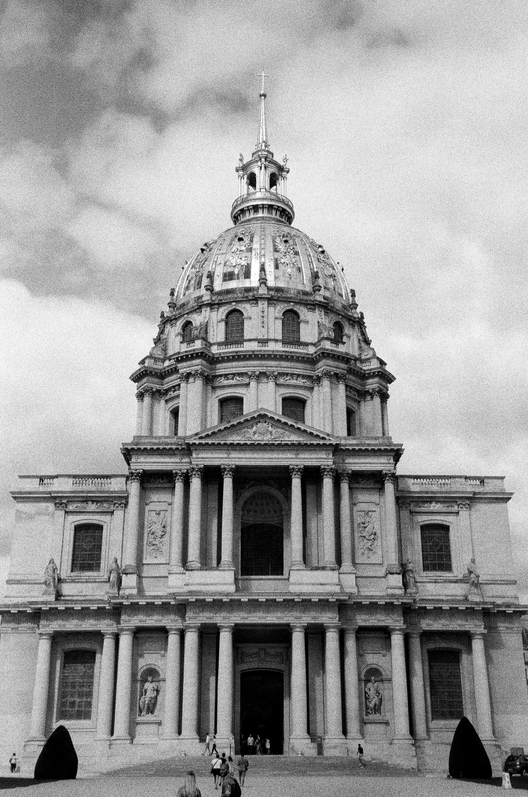 Catherine Nemanic_122022 Roll 11 Porto - Paris (24).jpg