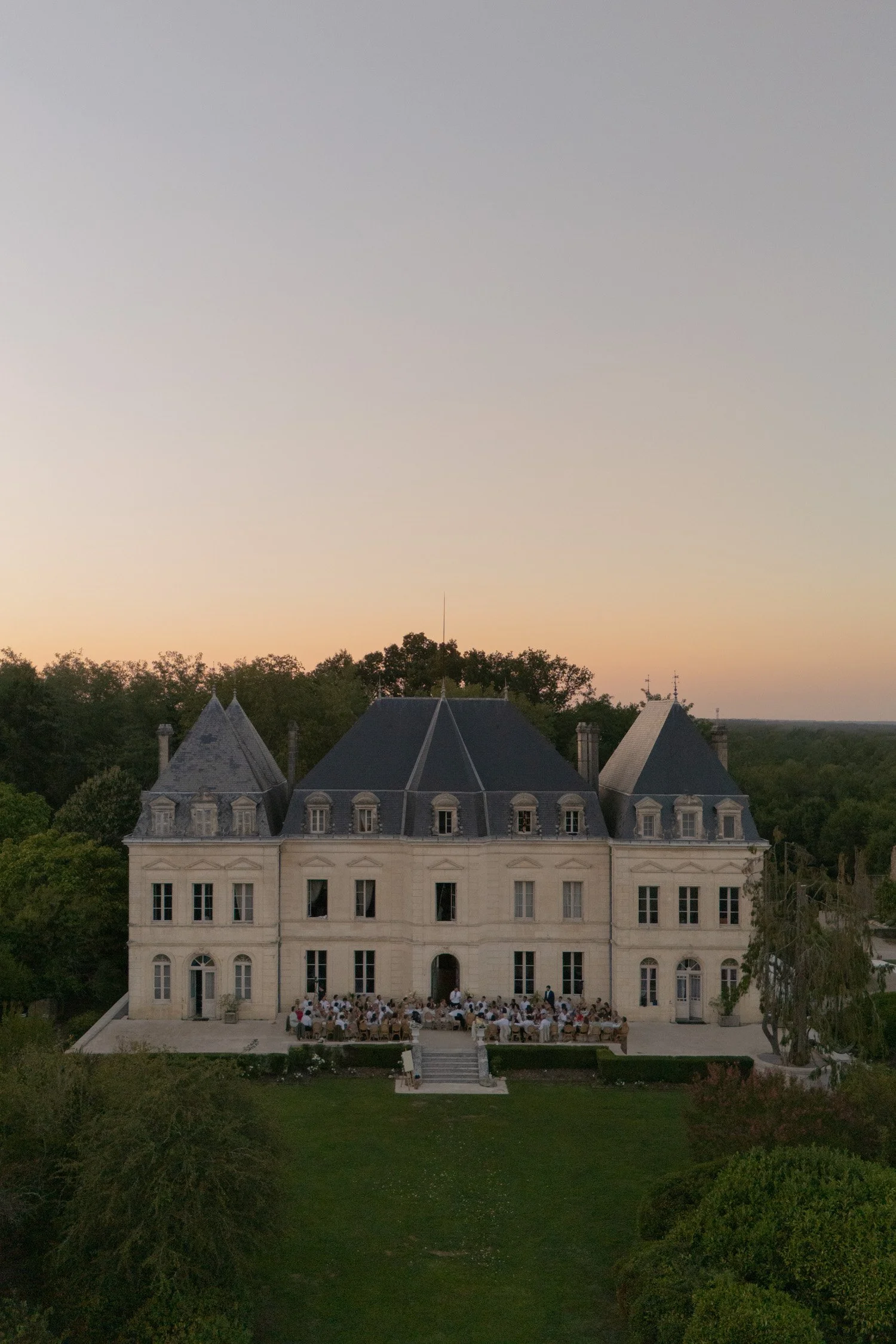 luxury-destination-wedding-france-chateau-fengari_0016.jpg (Copy)