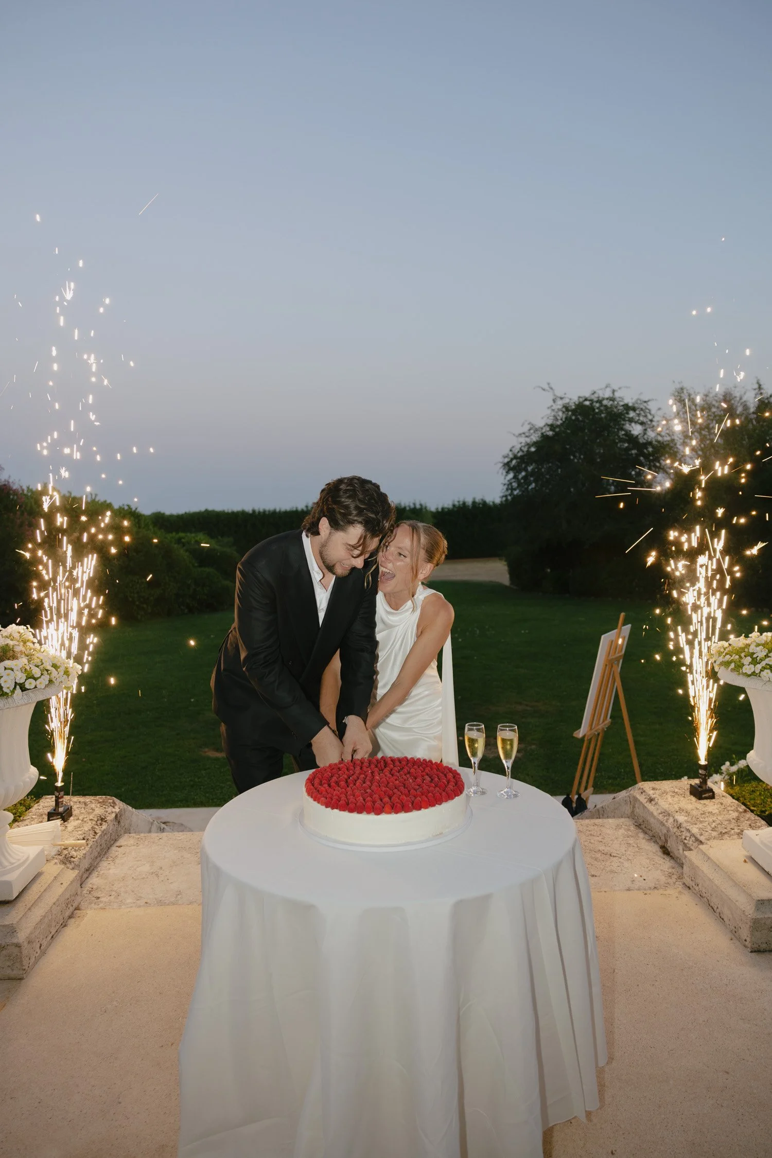luxury-destination-wedding-france-chateau-fengari_0034.jpg (Copy)