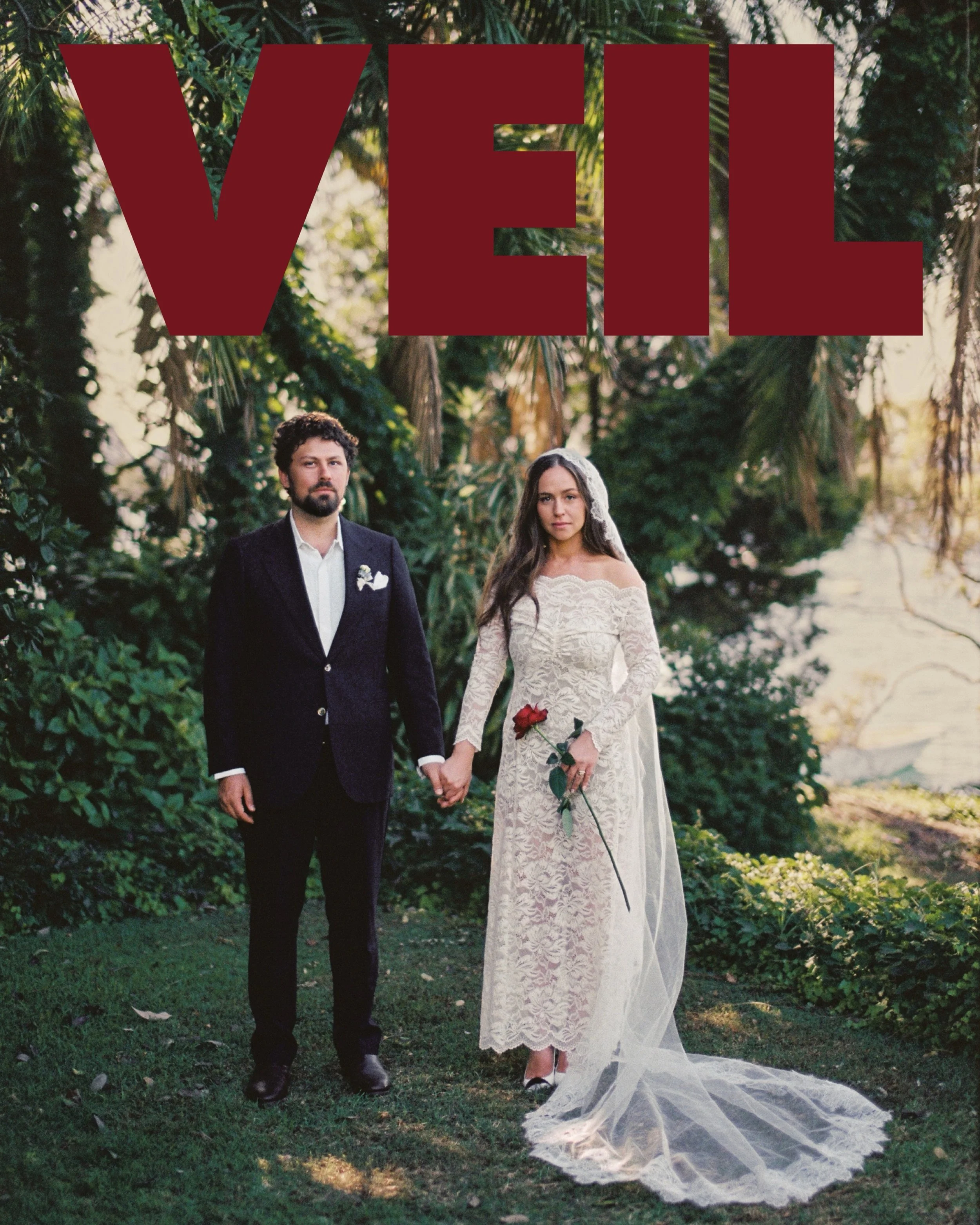 Sophie &amp; Max&rsquo;s extraordinary love story is now live on @veil_magazine

Words by @margieriddiford 

An unforgettable celebration of love, artistry, and impeccable style set against the timeless beauty of Sydney Harbour. Sophie and Max&rsquo;