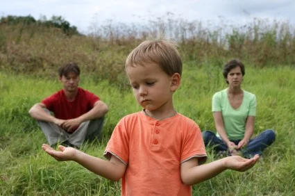 Child-in-Middle.jpg