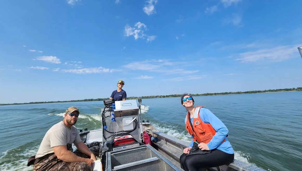 Thank you to the Nebraska Chapter of @americanfisheries, @lampichthys, and @negameandparks for helping organize an incredible electrofishing course this week.

During the first day, we received instruction on the physics involved in electrofishing, h