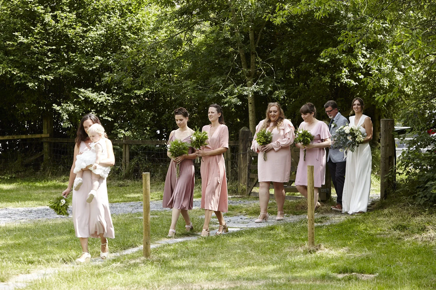 Llyn_Gwynant_Barns_Wedding_056.jpg