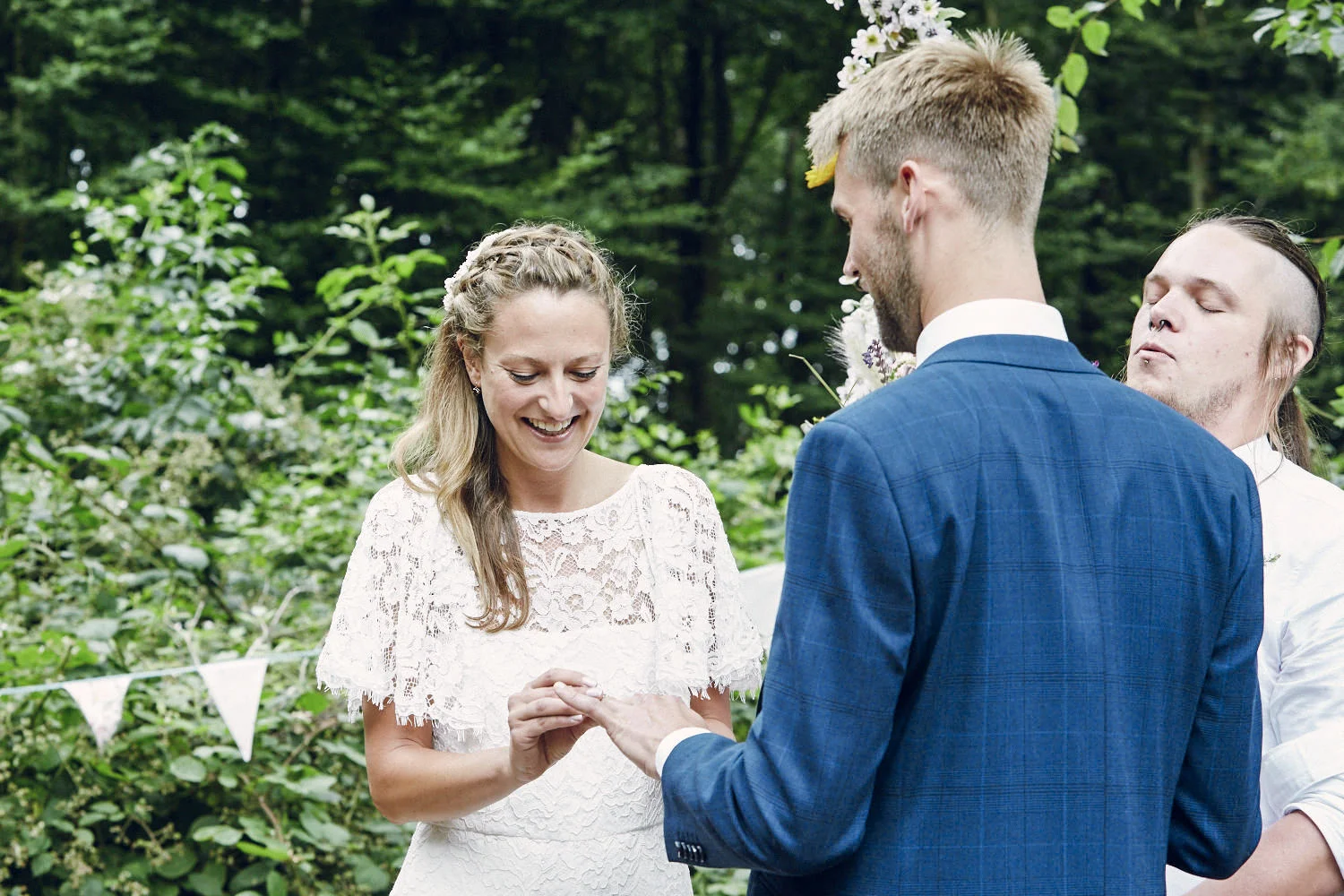 Hawthbush_Farm_Sussex_Wedding_041.jpg