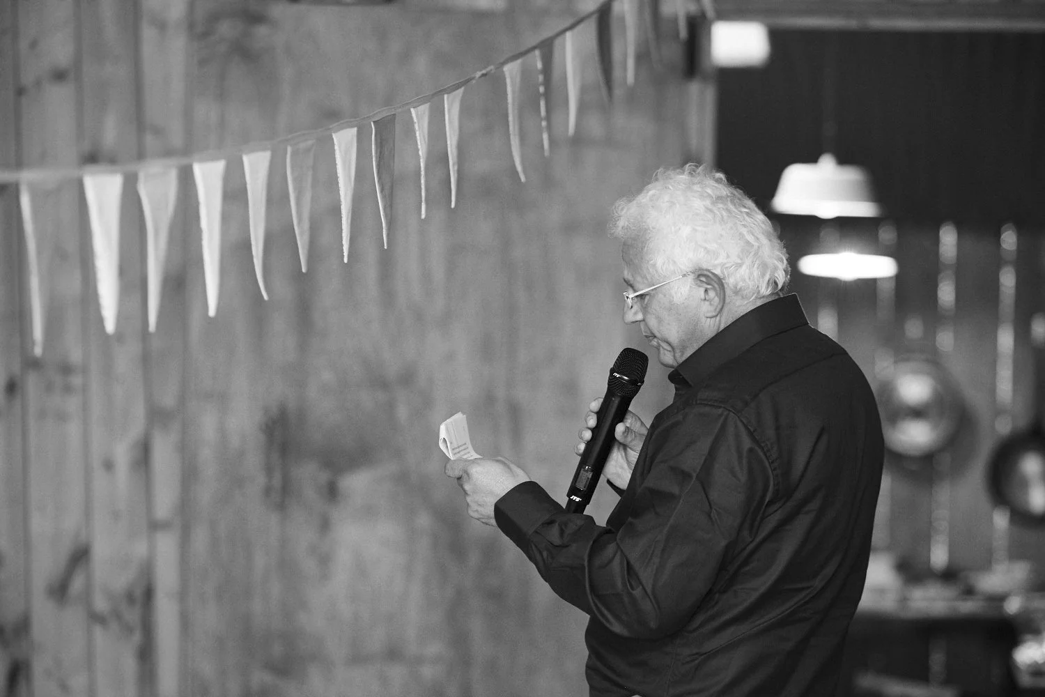 Wedding_Reception_Hawthbush_Farm_Sussex_076.jpg