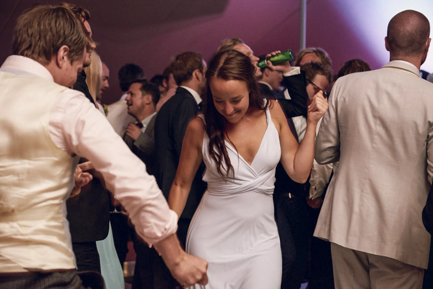 somerset_marquee_wedding_party_070.jpg