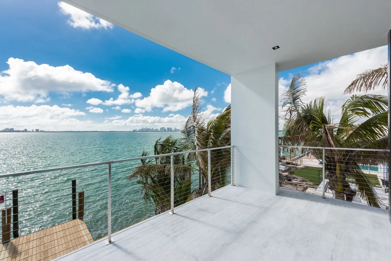 1620 S Treasure Dr North Bay-print-032-39-20180111 01 DSC 4277-3596x2400-300dpi_preview.jpeg