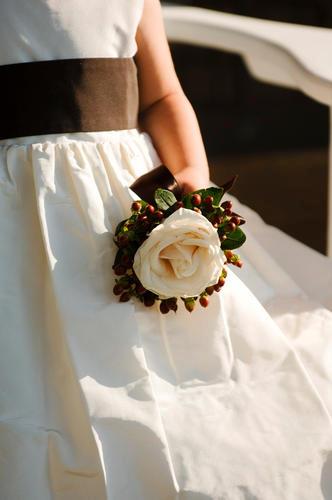 Malloy Weddings | New England wedding planner | Nantucket Golf Club wedding | Flower girl bouquet