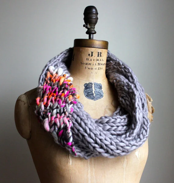 825540dcab2ef9a9-BohemianknitloopinfinityscarfGreyOrangeHotPink.jpg