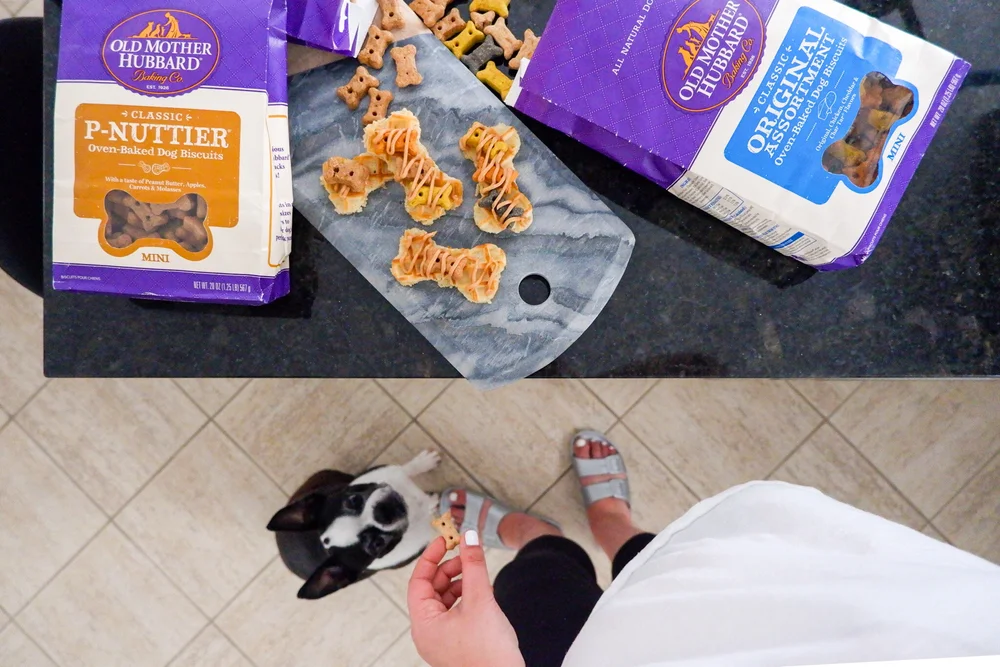 Are Old Mother Hubbard Dog Treats At Walmart