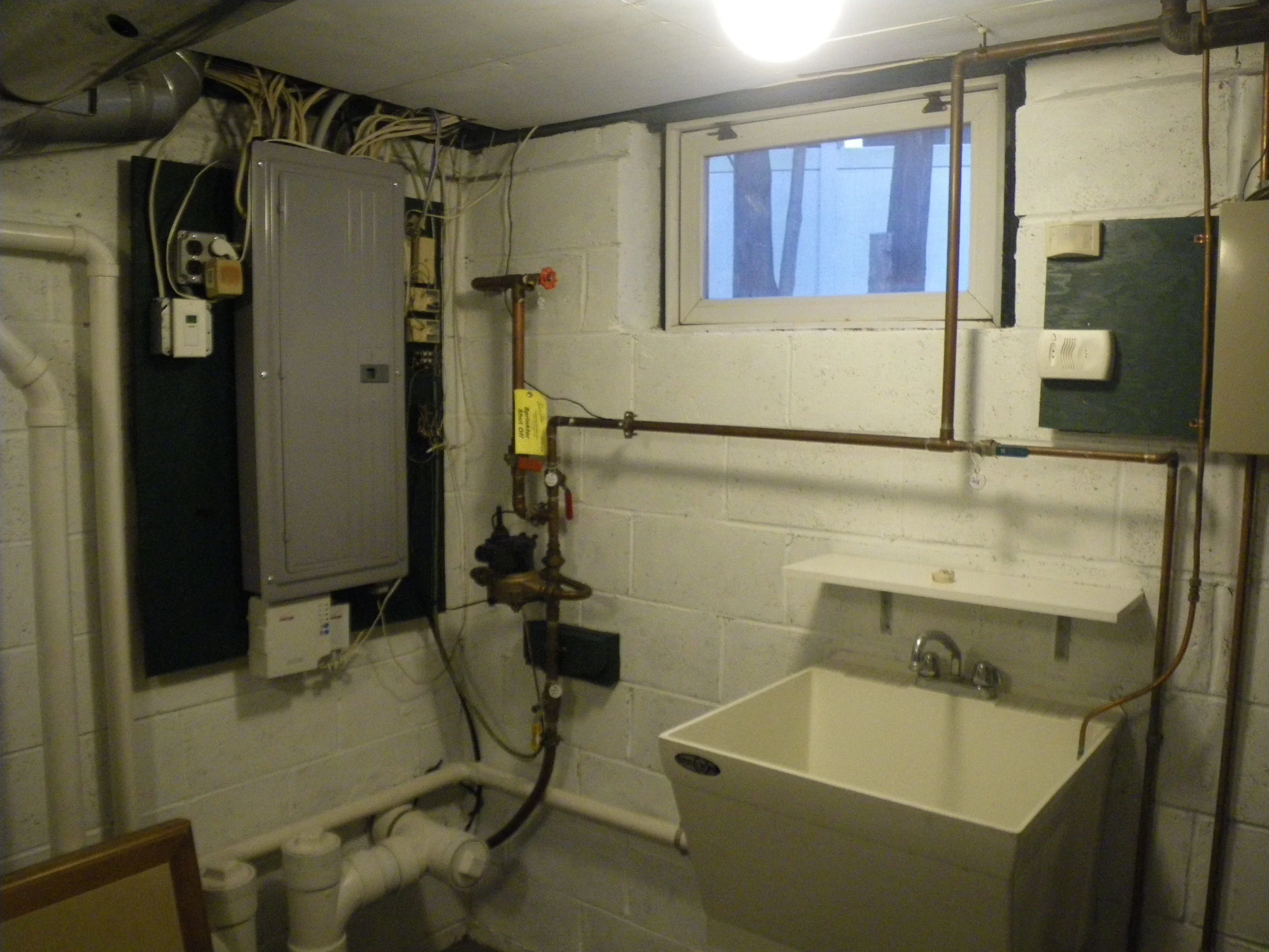 Basement 15.JPG