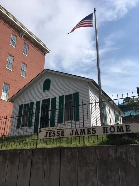 9-17 2 Jesse James Home.JPG