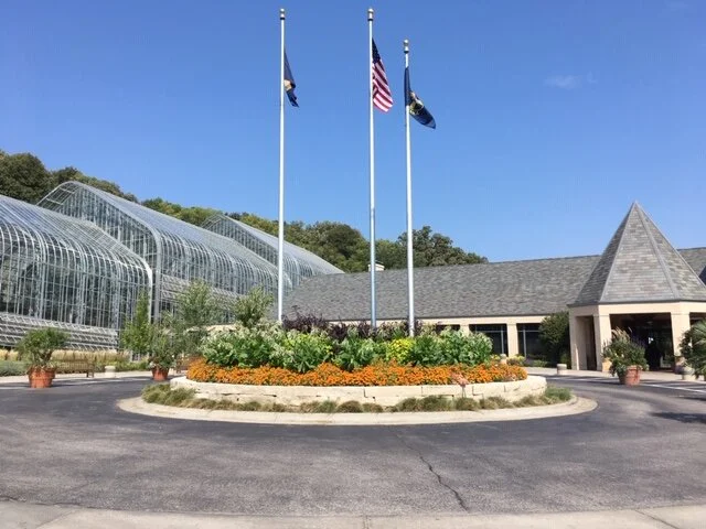 9-18 21 Lauritzer's Gardens.JPG