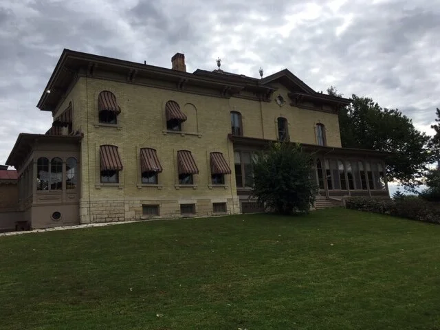 9-25 12 Villa Louis.JPG