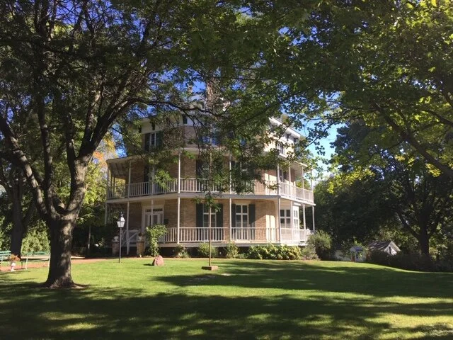 9-26 5 Octagon House.JPG