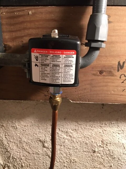 Well Pump 2.JPG