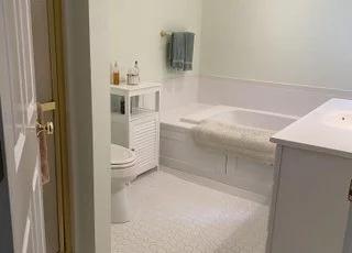 Master Bath.jpg