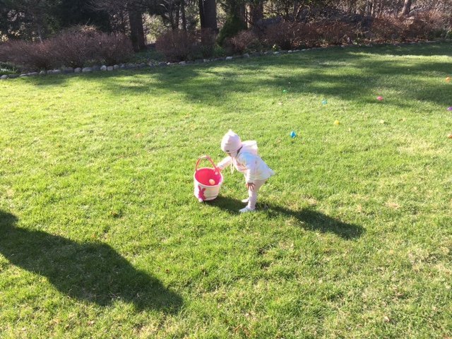 Easter Egg Hunt 2a.JPG