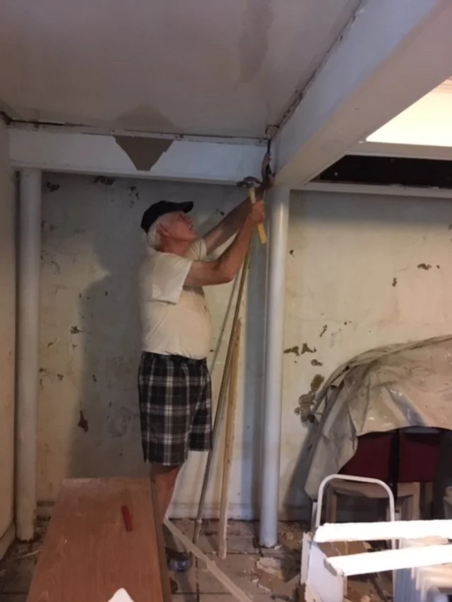 Apt Garage 1.JPG