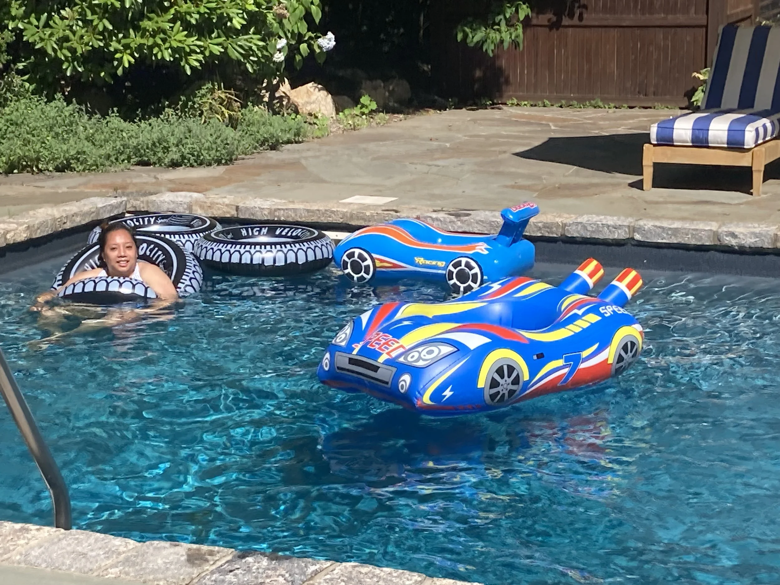 Neighbor Jenny's Pool 5.jpg