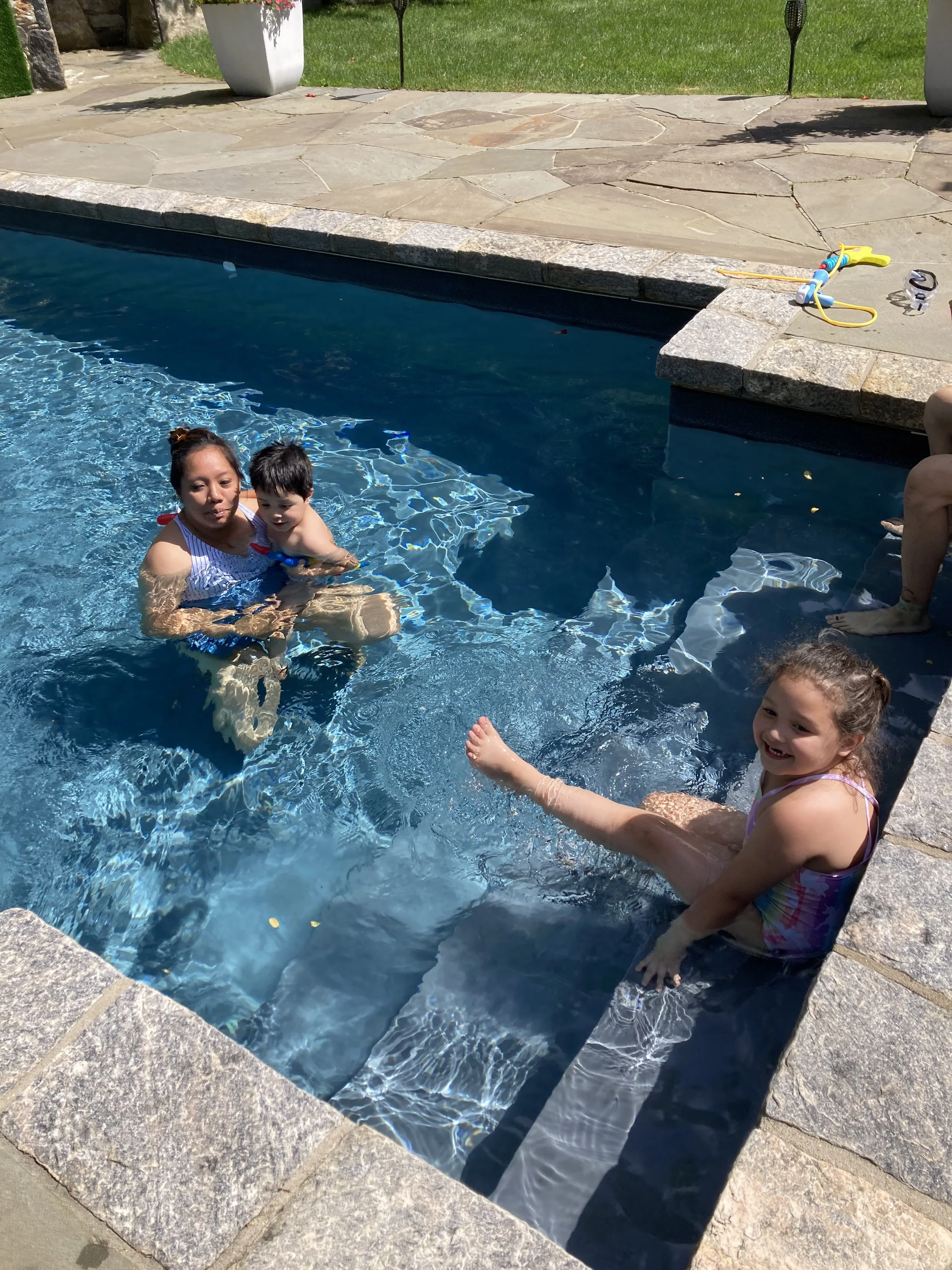 Neighbor Jenny's Pool 1.jpg