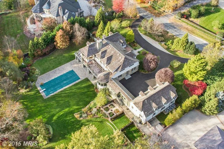 Arial view arrowood.jpg