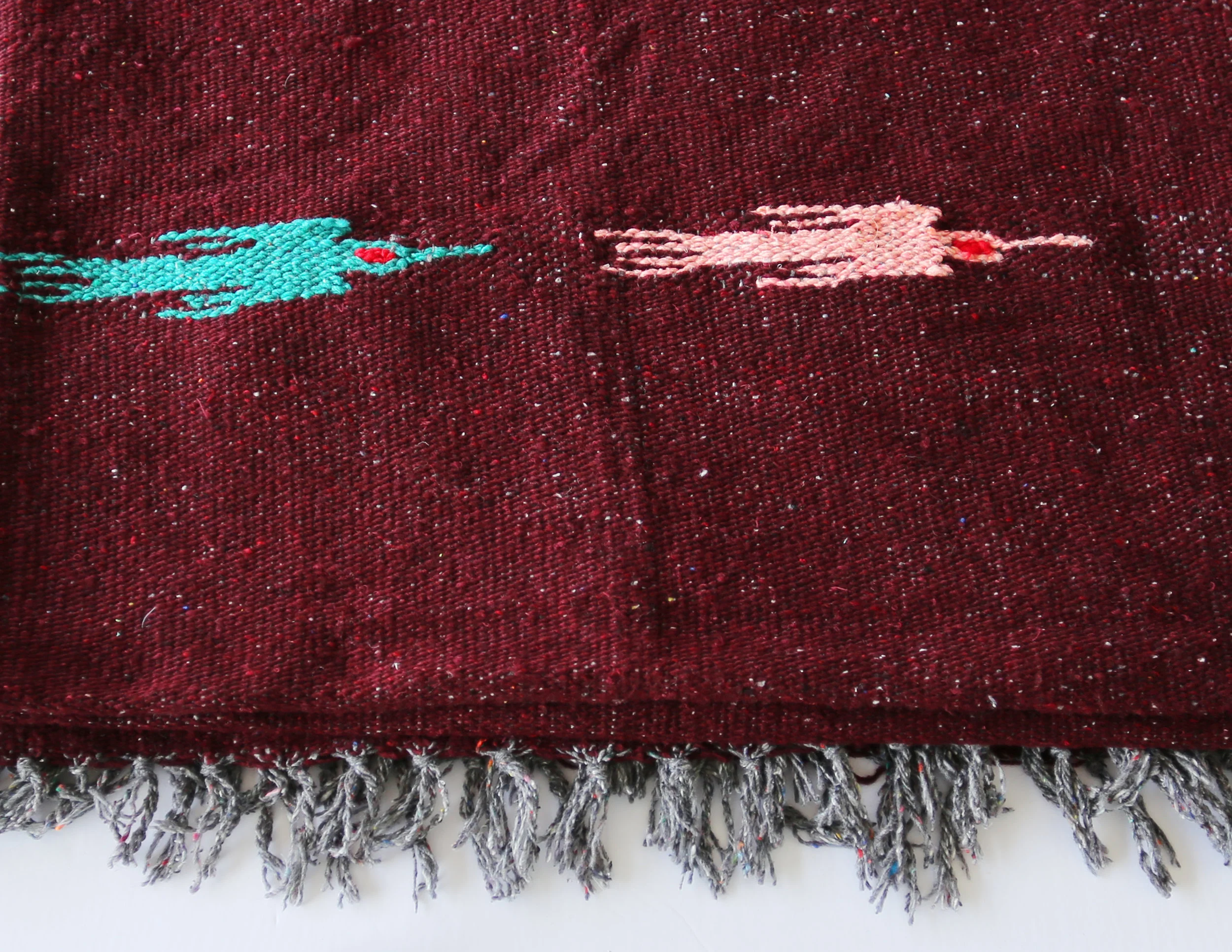 EBB & FLOW Thunderbird Blanket - Burgundy