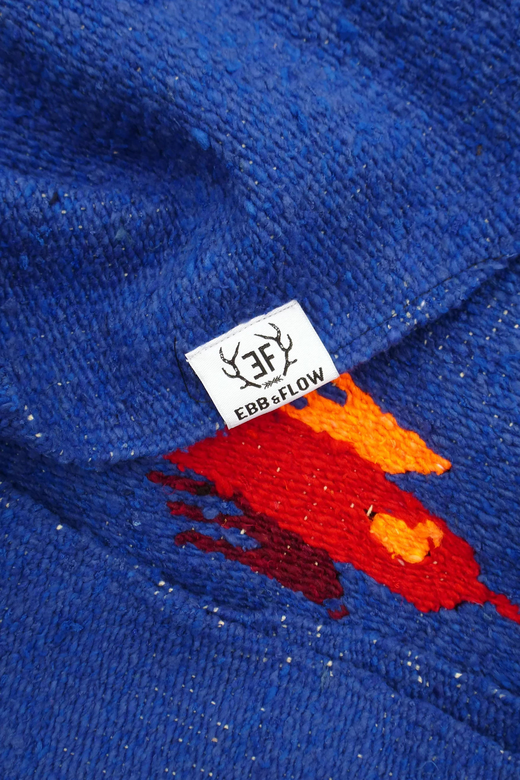 EBB & FLOW Thunderbird Blanket - Royal Blue