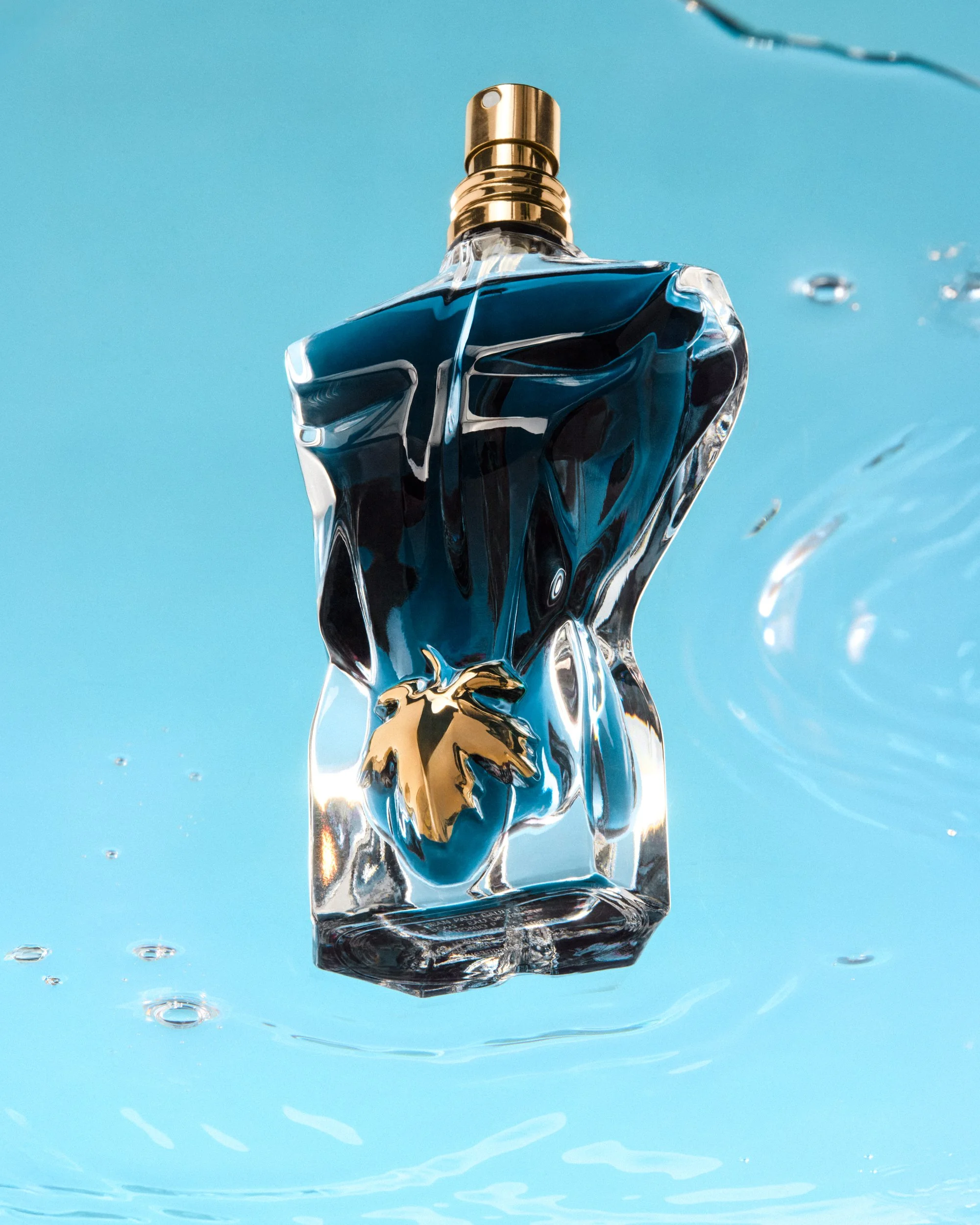 Tom-Michas-Chicago-Product-Cosmetic-Photographer-JPG_260619_LeBeauEaudeToilette_FocusStack1_17350_Final.jpg