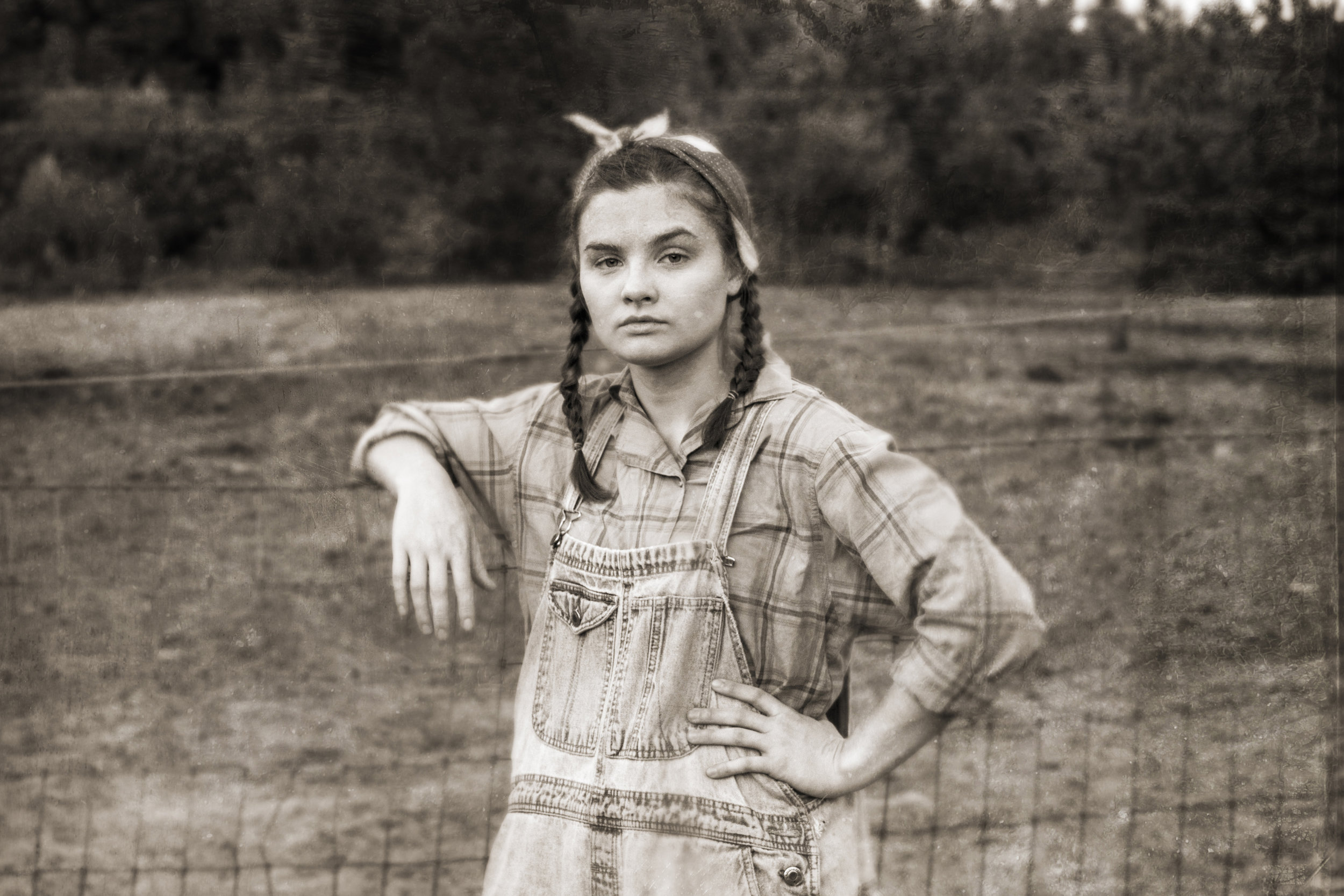 Emma Mathews as Almeda