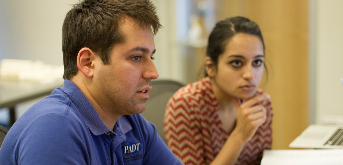 Manufacturing Engineer Shawn Noble provides on-site prototyping assistance to an entrepreneur at the Center for Entrepreneurial Innovation as part of PADT Startup Labs at CEI.