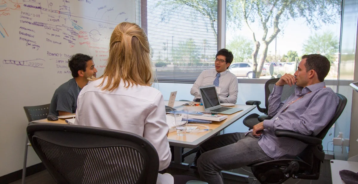 Questions-to-ask-before-choosing-an-incubator.jpg