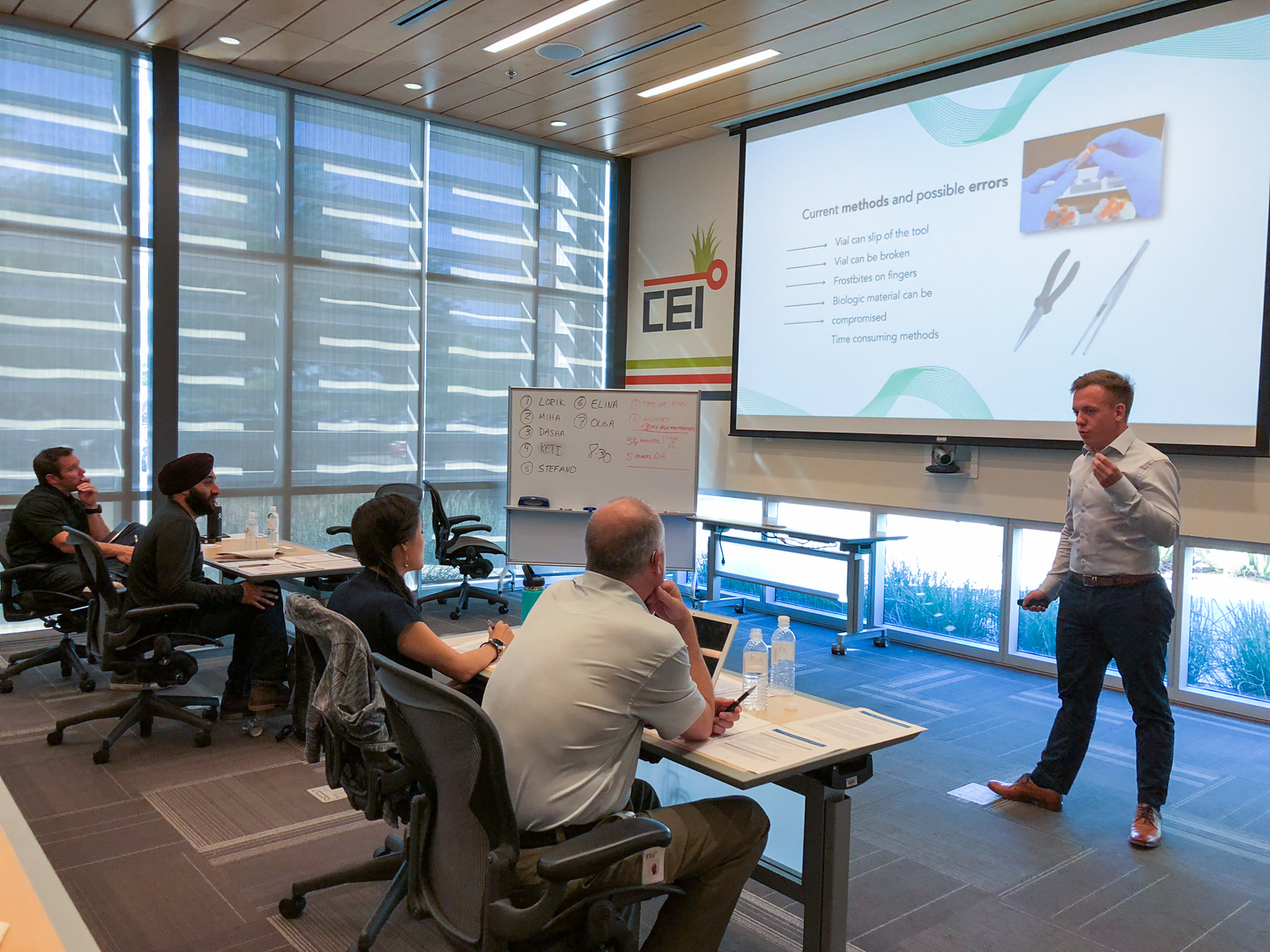 Pitch Competition-3.jpg