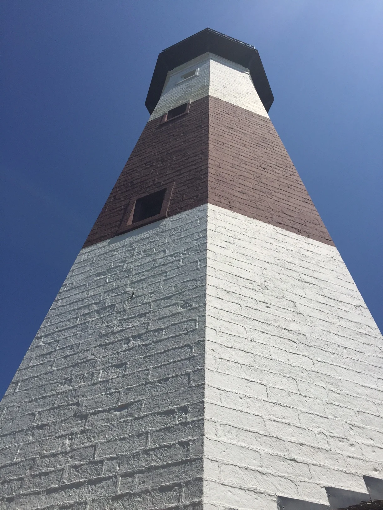 lighthouse.JPG