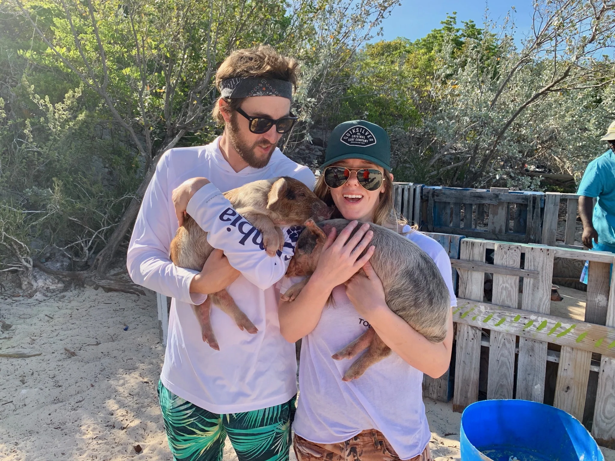 Bobby and LInds with piglets.jpeg