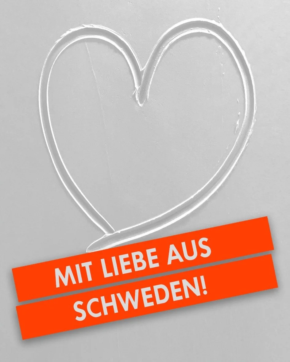 Mit Liebe aus Schweden 🇸🇪❤️

Bei Scandipaint steht immer der Maler im Mittelpunkt.
Jede Rezeptur, jede Optimierung, jedes Detail entsteht mit einem klaren Ziel: 
den Arbeitsalltag f&uuml;r den Malermeister einfacher, rationeller, effizienter &ndash