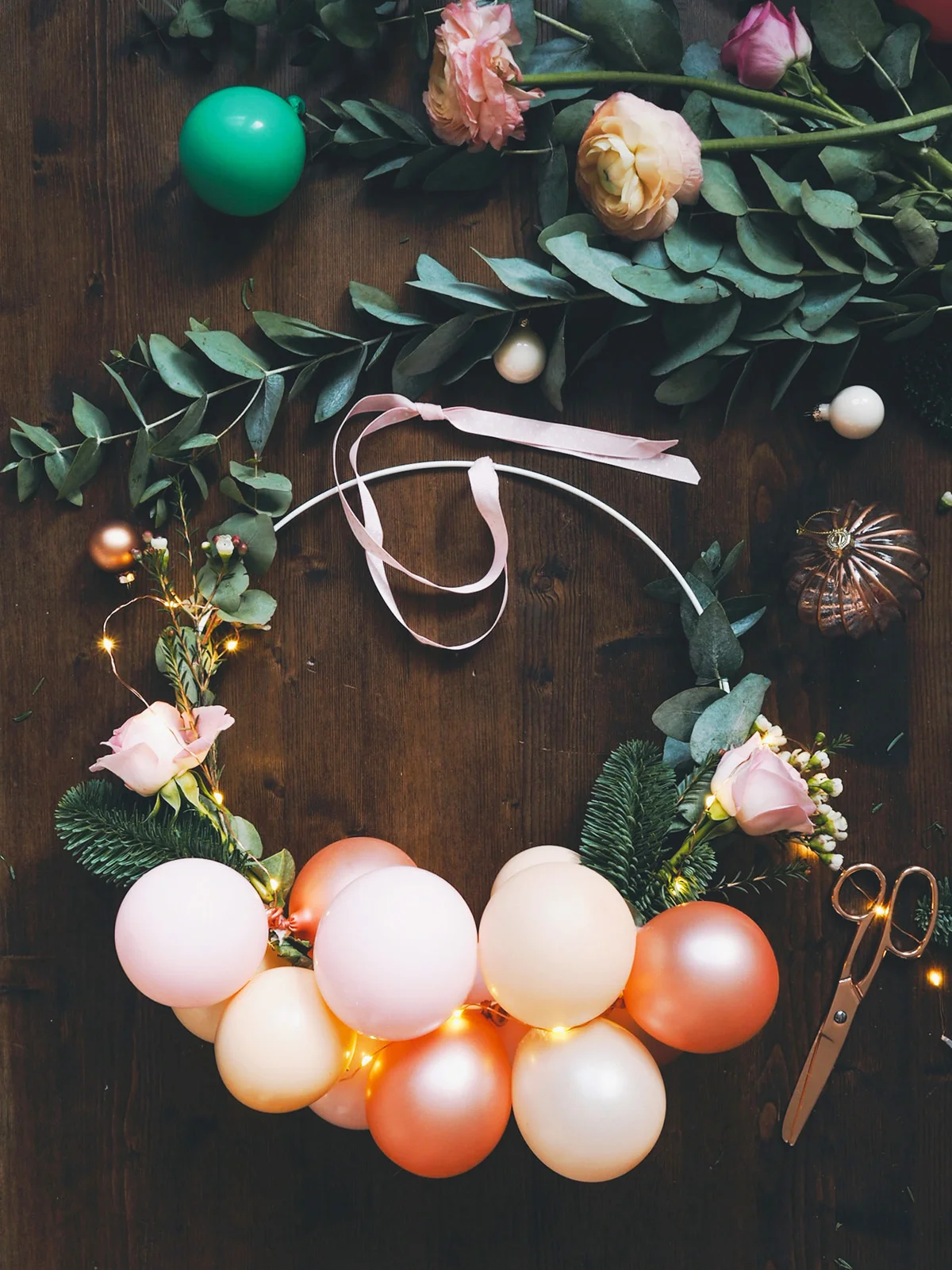 blog-balloon-wreath-14.jpg