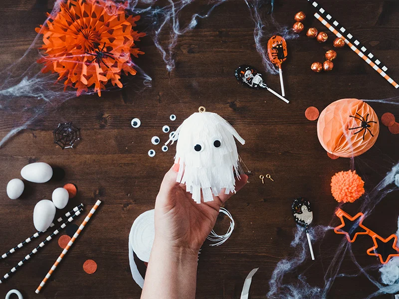 How to make a cute ghost halloween balloon tail -the finished ghost