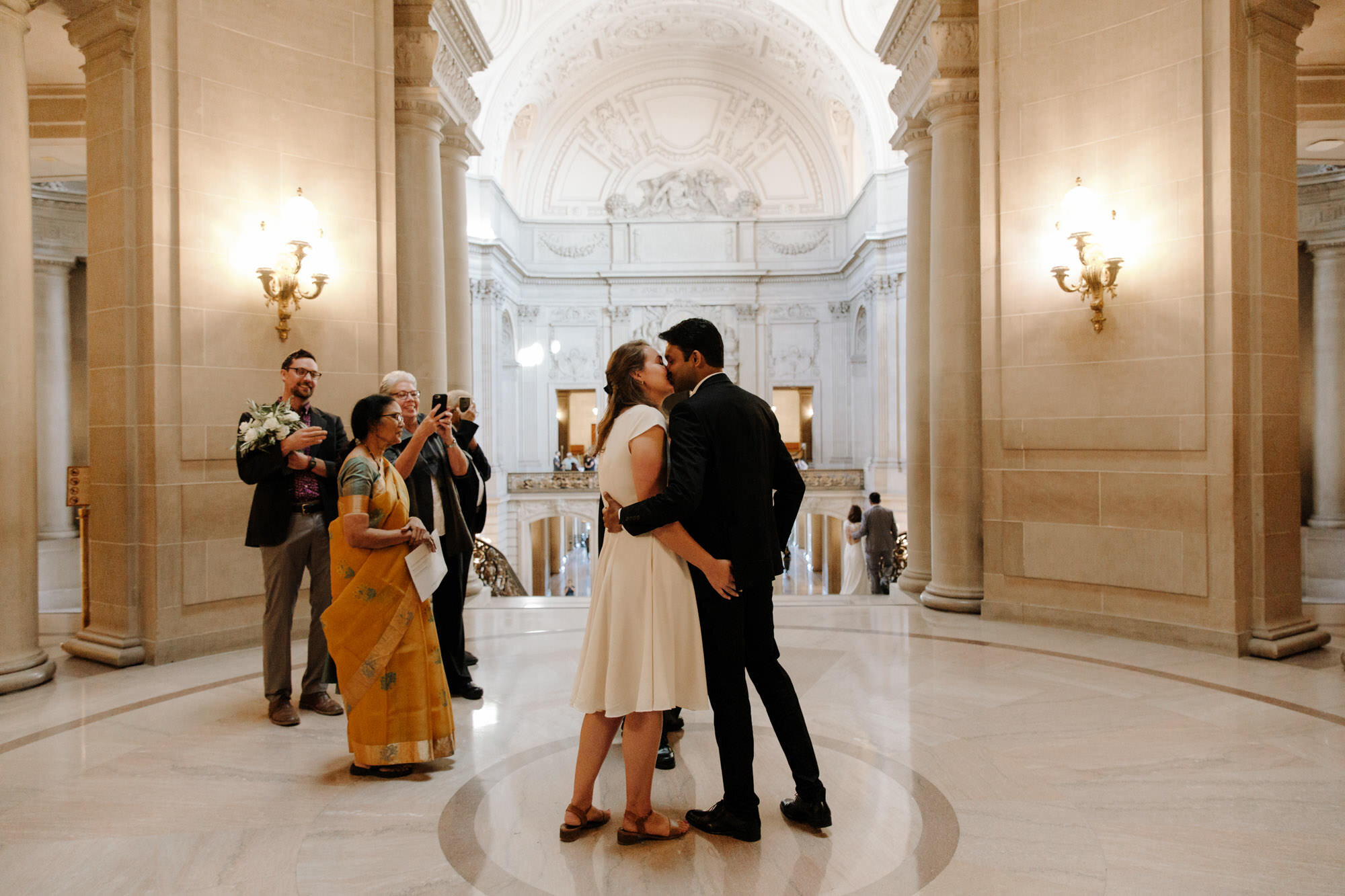 melissa-habegger-documentary-wedding-san-francisco-city-hall-elopement-036.jpg