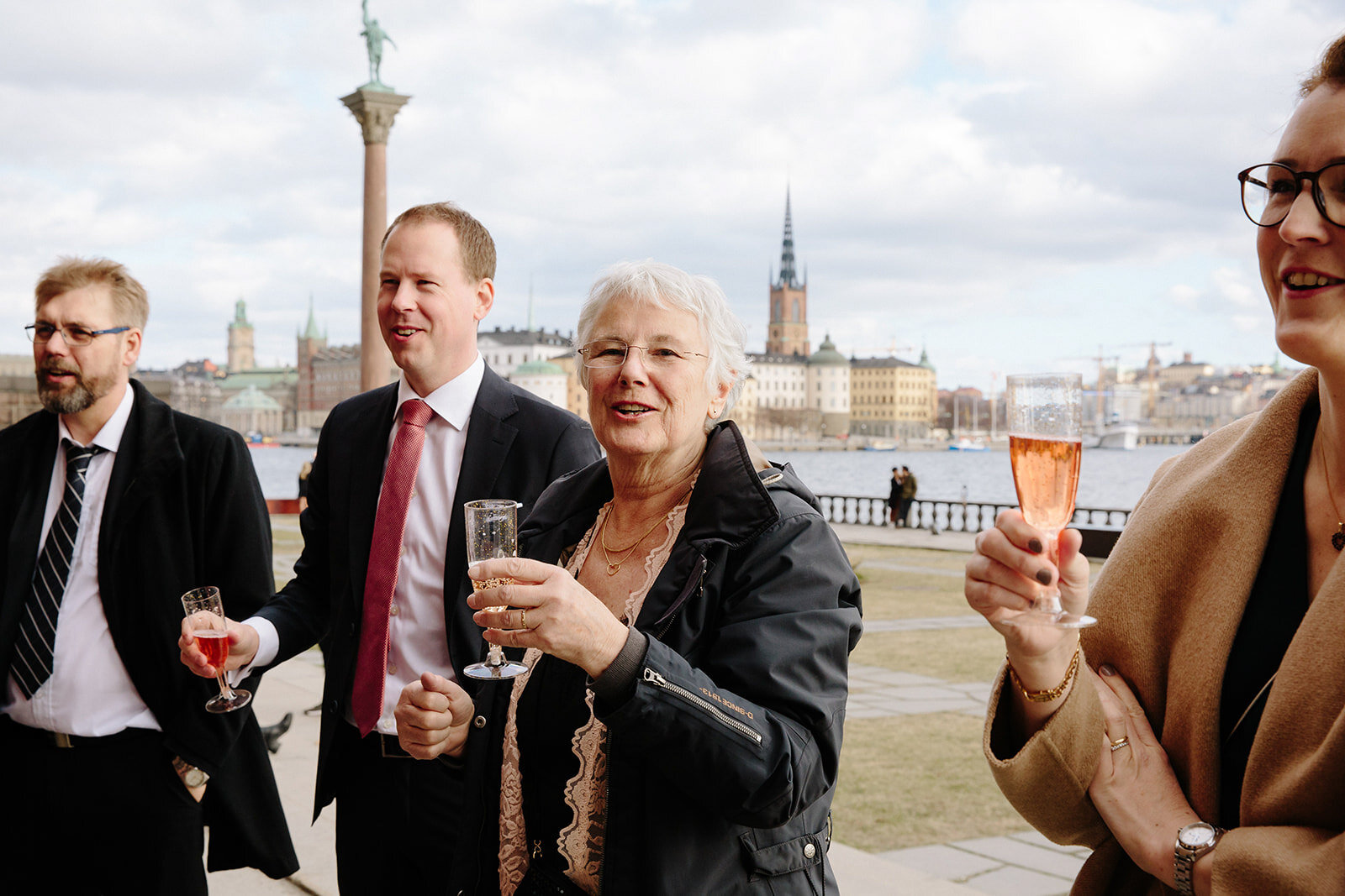 stockholm-city-hall-wedding-documentary-melissa-habegger-048.jpg