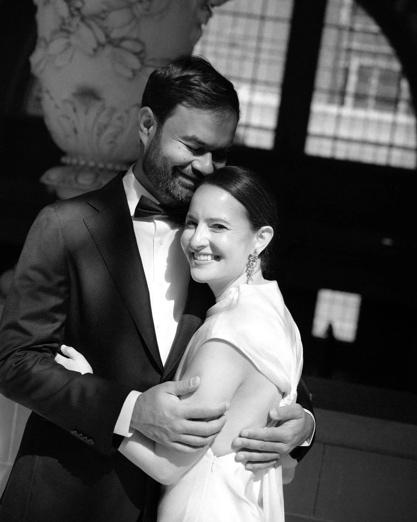 Lydia &amp; Saad in San Francisco - a peaceful morning with family and just a few minutes alone.

San Francisco City Hall never feels the same twice. Fresh light, new angles, a jammed up favorite corner that makes me look around again. It&rsquo;s an 