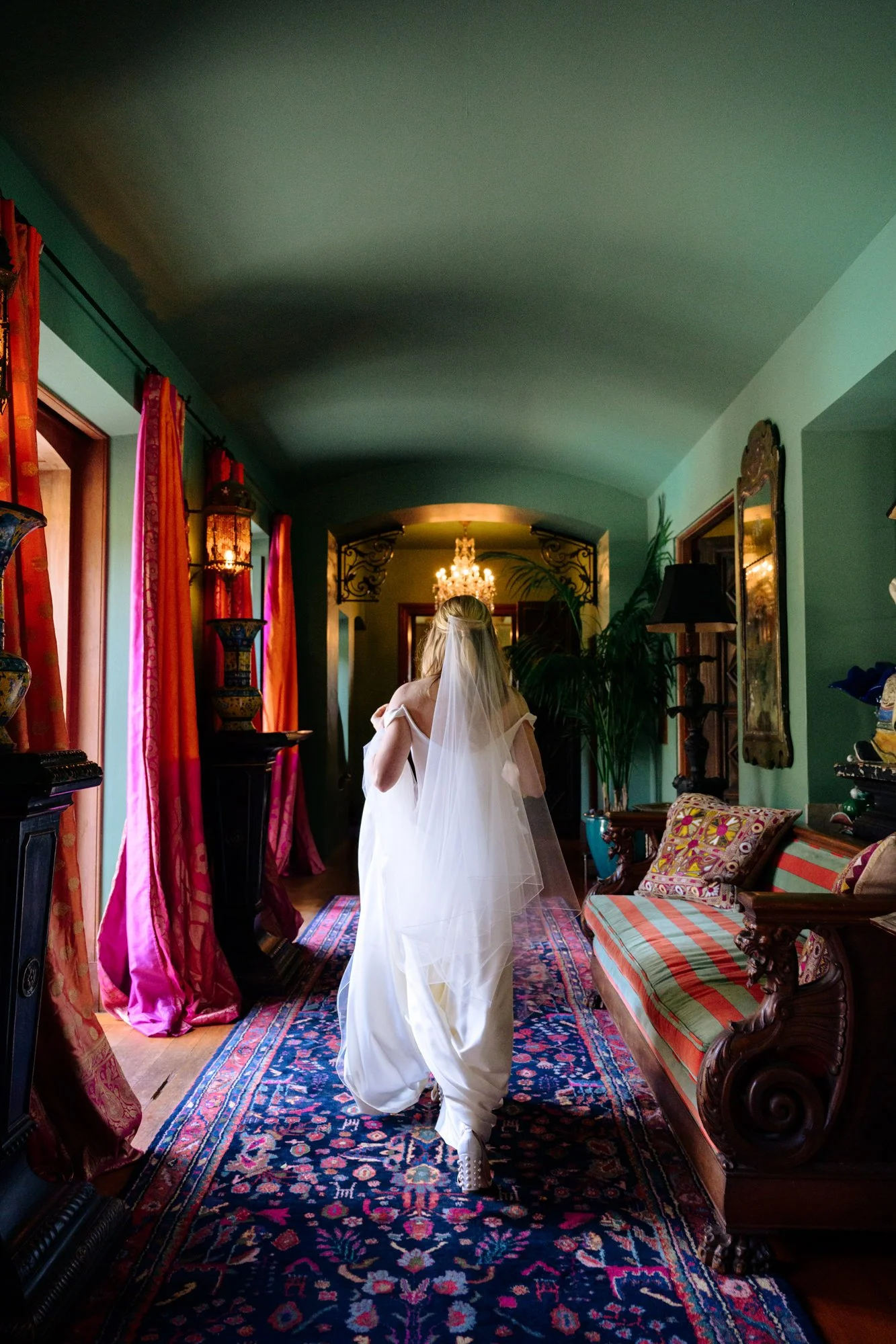 paramour-estate-los-angeles-bride-portraits-007.jpg