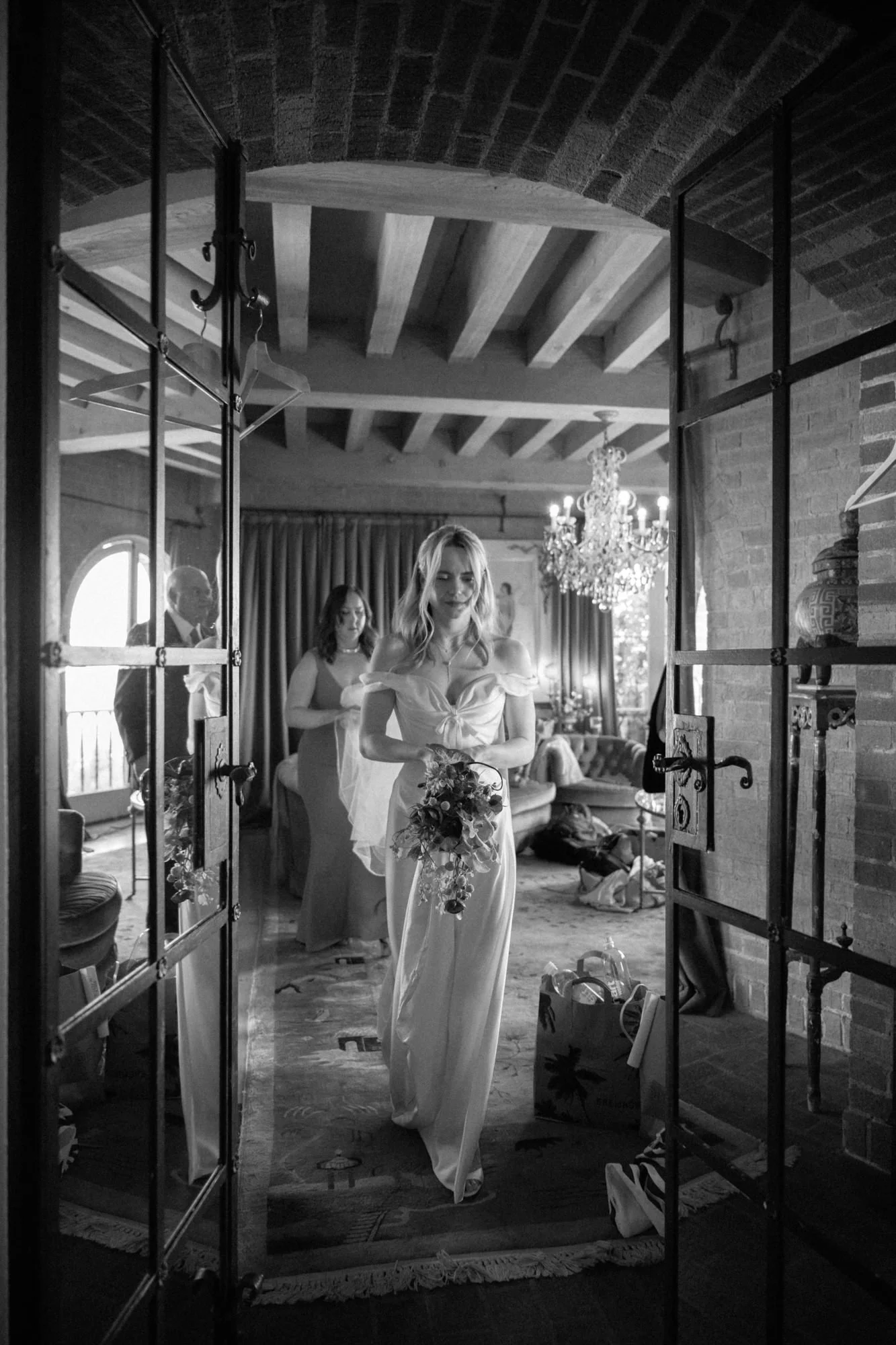 paramour-estate-los-angeles-bride-portraits-009.jpg