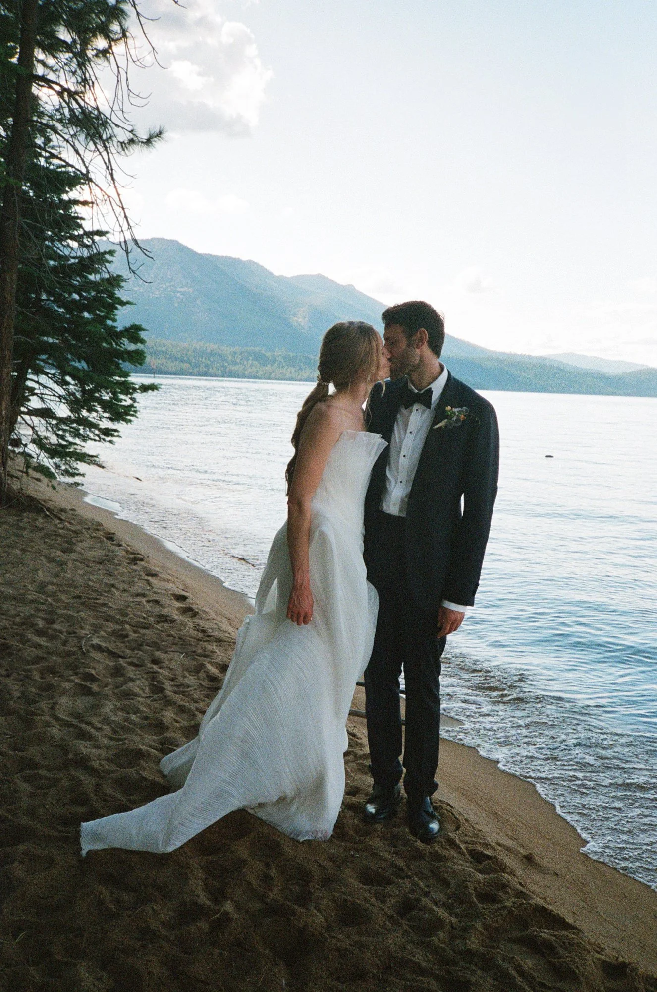 lake-tahoe-valhalla-wedding-portraits-006.jpg