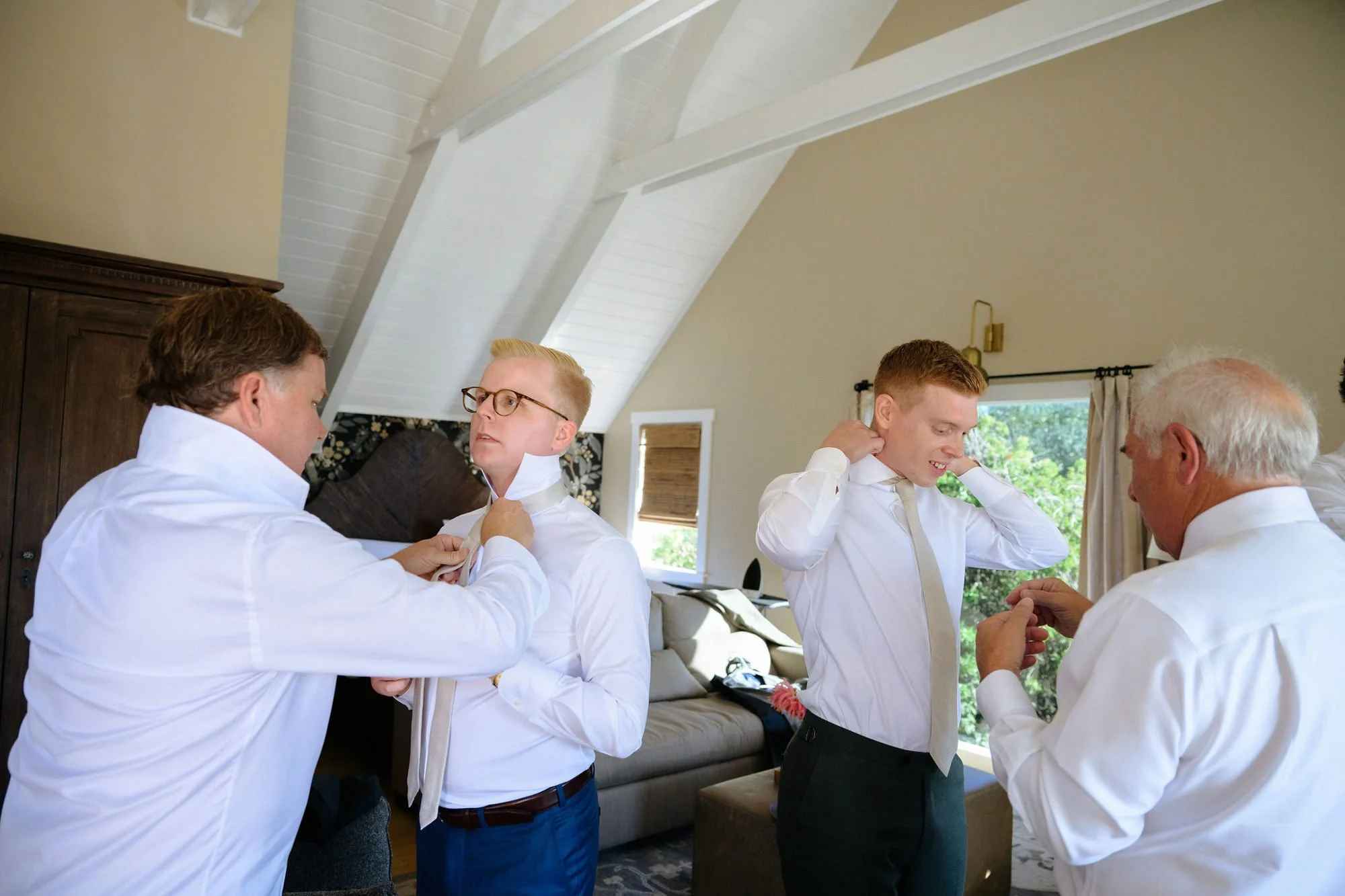 maccallum-house-wedding-getting-ready-001.jpg