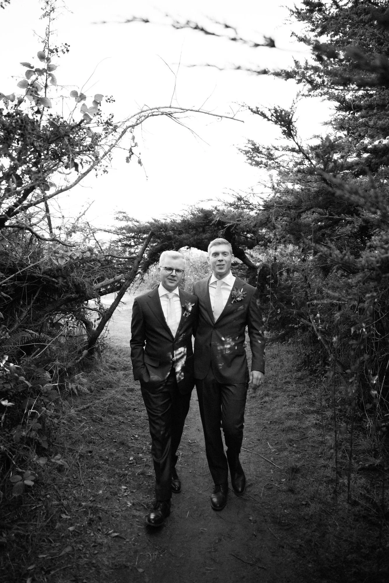 maccallum-house-wedding-mendocino-portraits-019.jpg